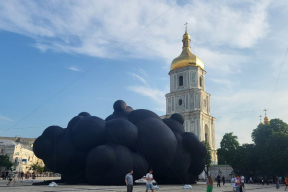 Дневник войны, глава 256. «Днем хочется, чтобы цветы на балкончике, кофе в любимой чашке, солнце светило по-особенному. А ночью?»